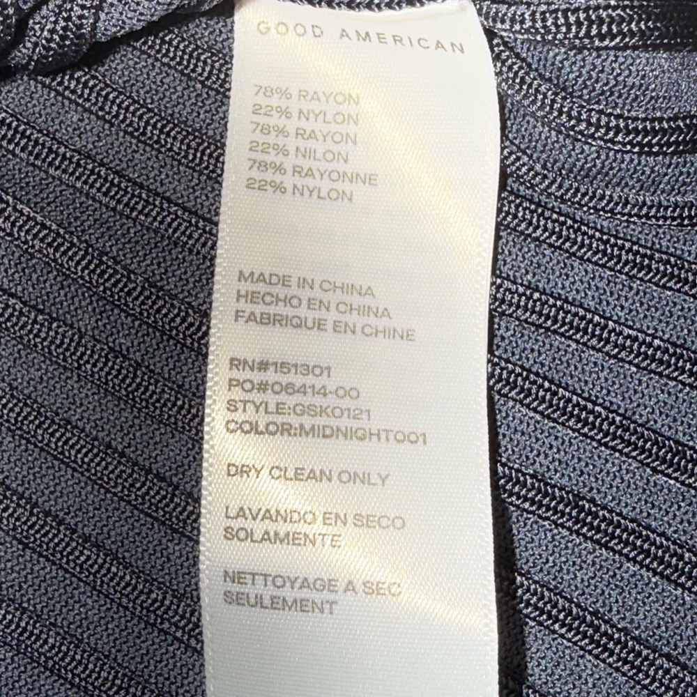 Good American Women’s Ribbed Henley Polo Navy Size M Orig $140 - Picture 7 of 7